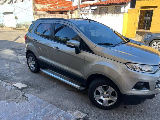 FORD ECOSPORT 1.6 SE 16V FLEX 4P POWERSHIFT FORD ECOSPORT 1.6 SE 16V FLEX 4P POWERSHIFT